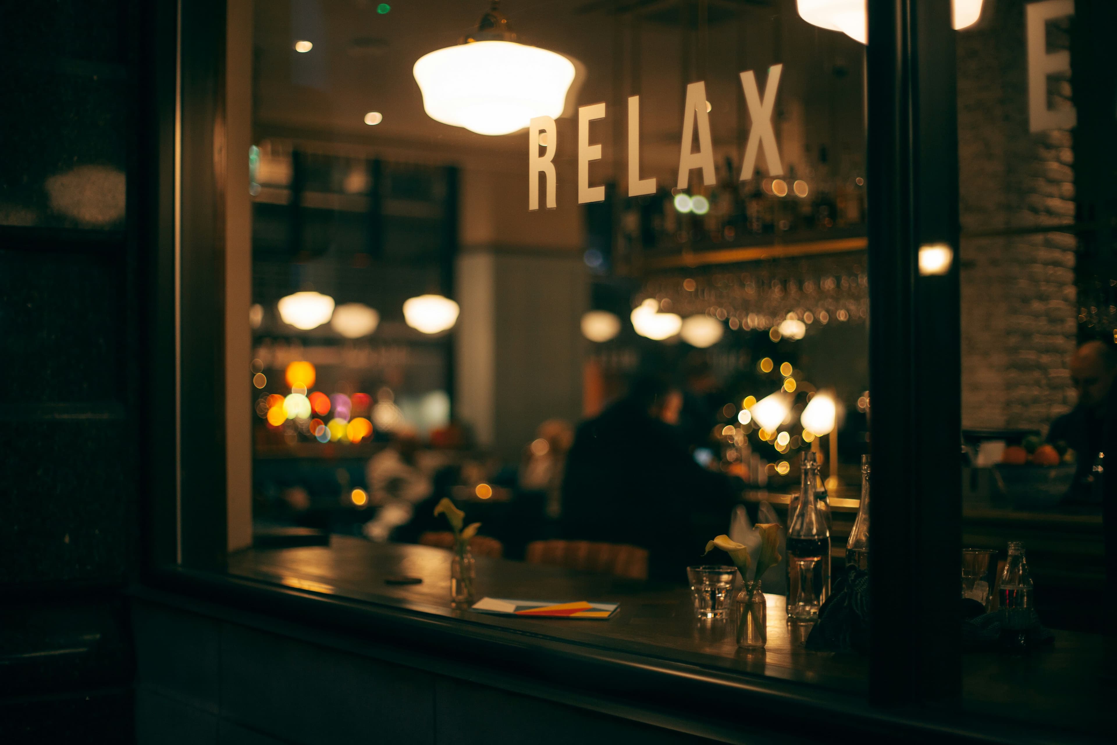 Cozy interior of Seinna Brews café